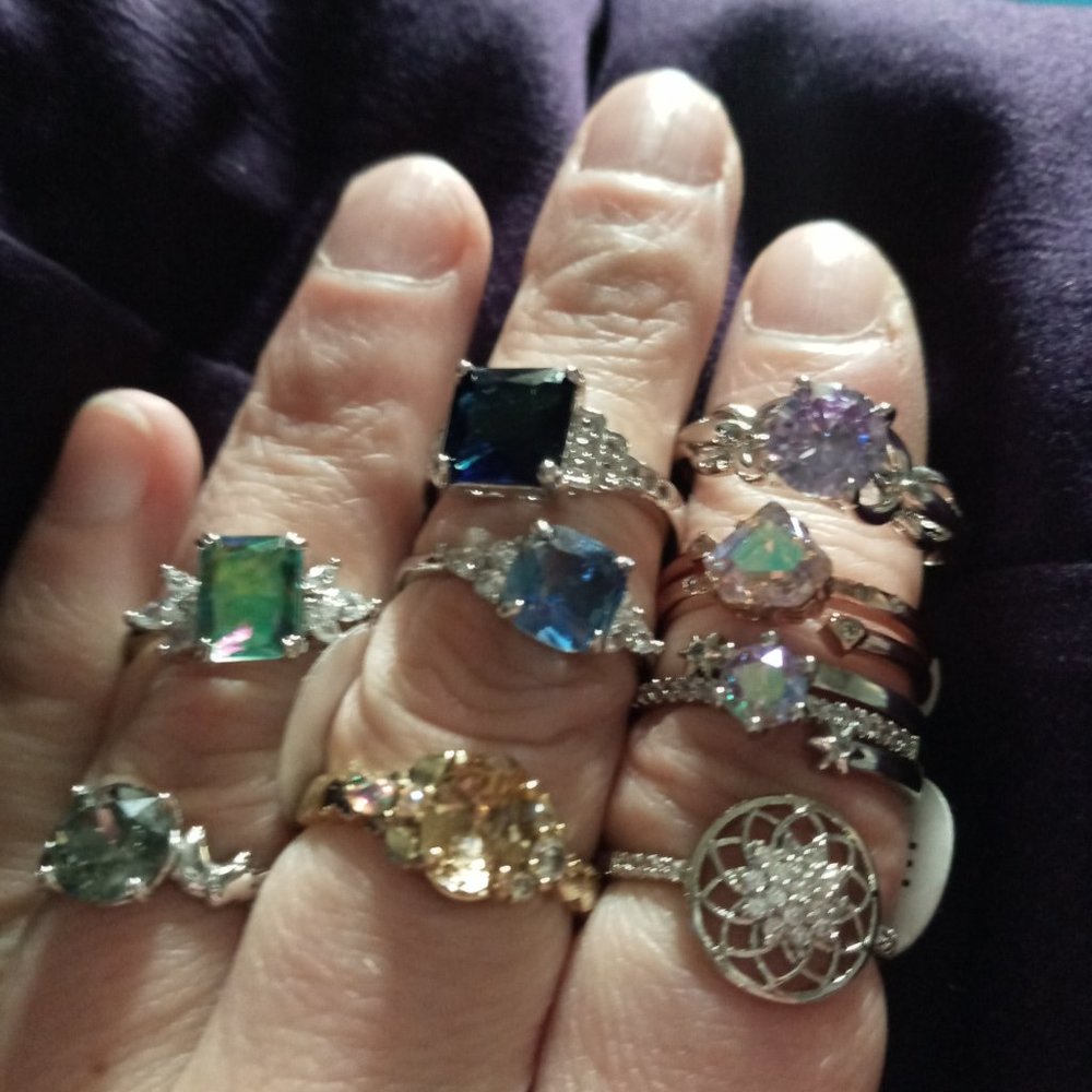 Fragrant Jewels rings
